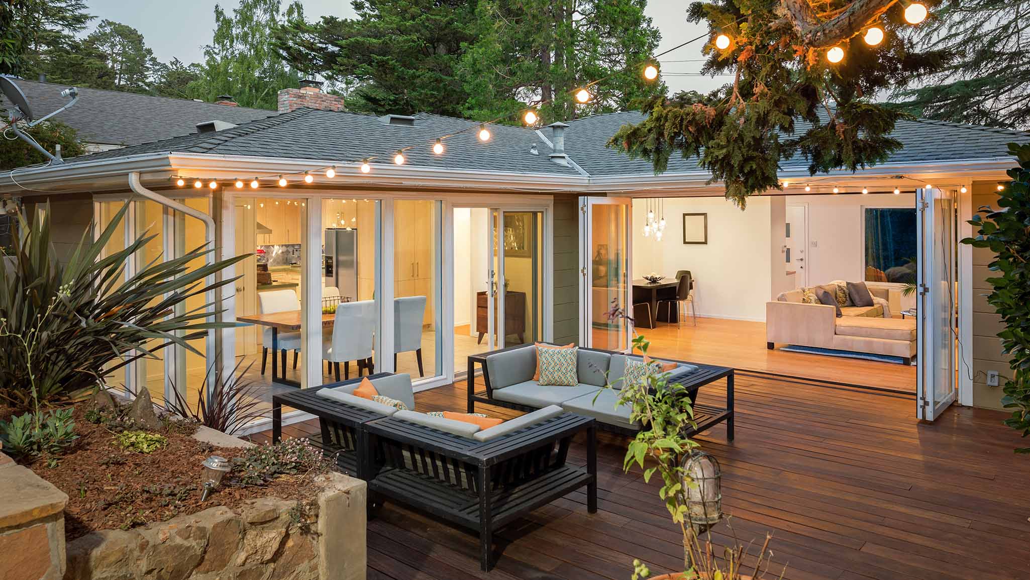 Jodi Travis Realty One Group Eminence S.37874